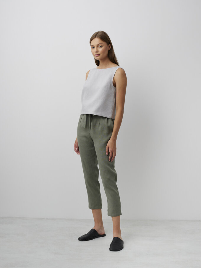 Image 4 of SONATE Linen Tank Top in Cloudy Grey from ALBERALKIRK