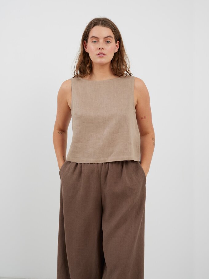 Bild 3 von SONATE Leinen-Tanktop in Sandbraun von ALBERALKIRK
